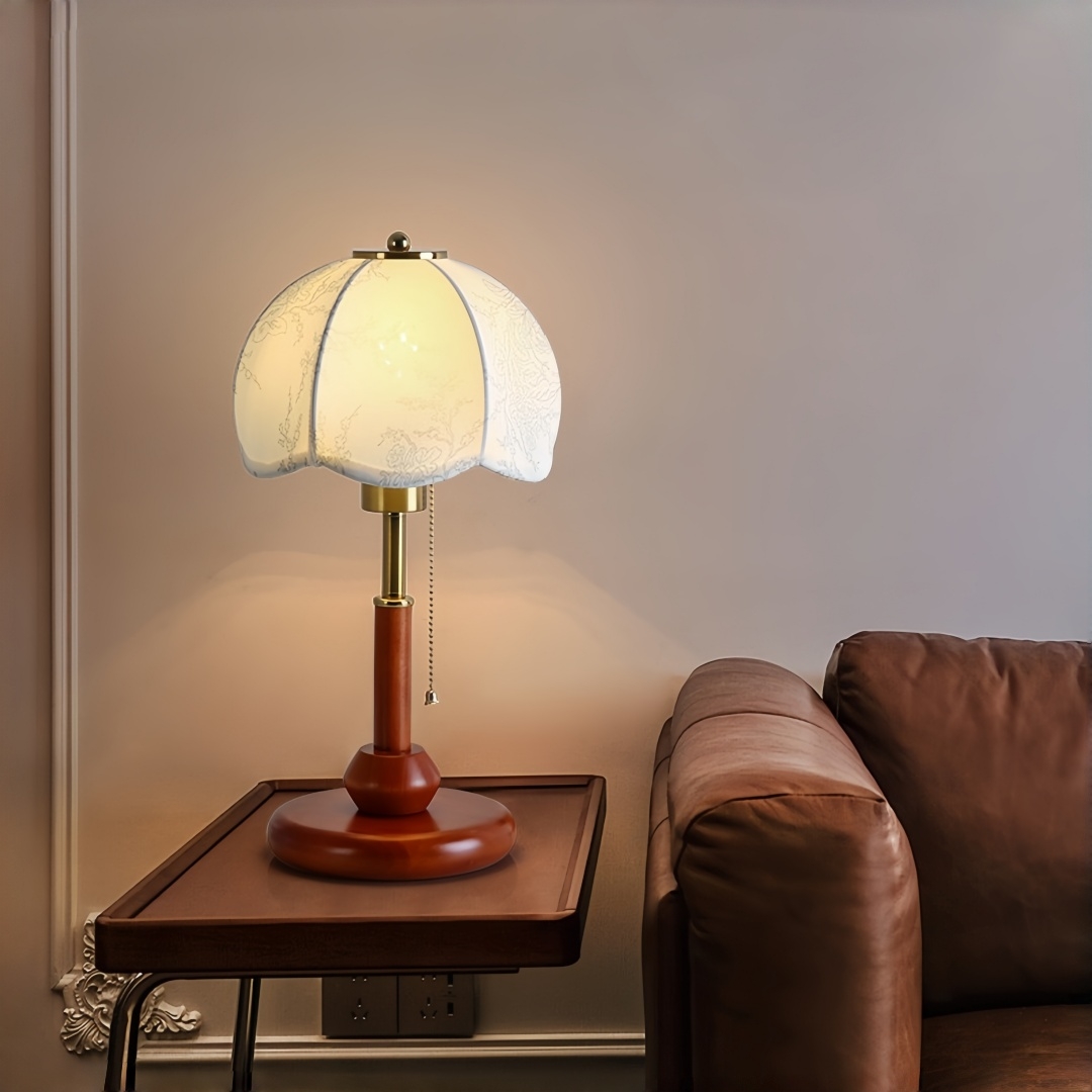Vintage Scalloped Dome Table L - Decor Lighting Table Lamps 리뷰 및 가격