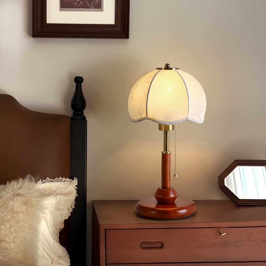 Vintage Scalloped Dome Table L - Decor Lighting Table Lamps 리뷰 및 가격