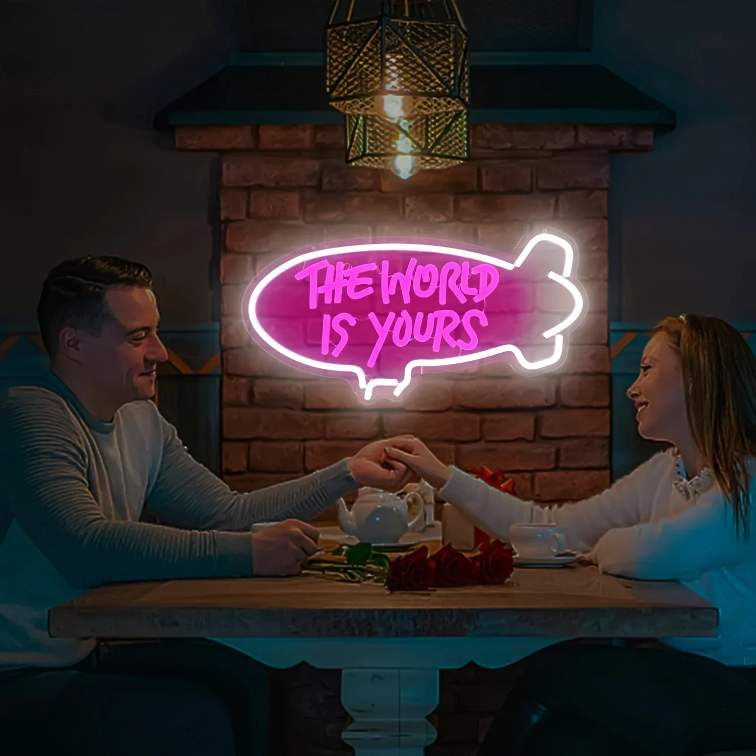 The World Is Yours Blimp Neon  - Lighting World Decor 리뷰 및 가격