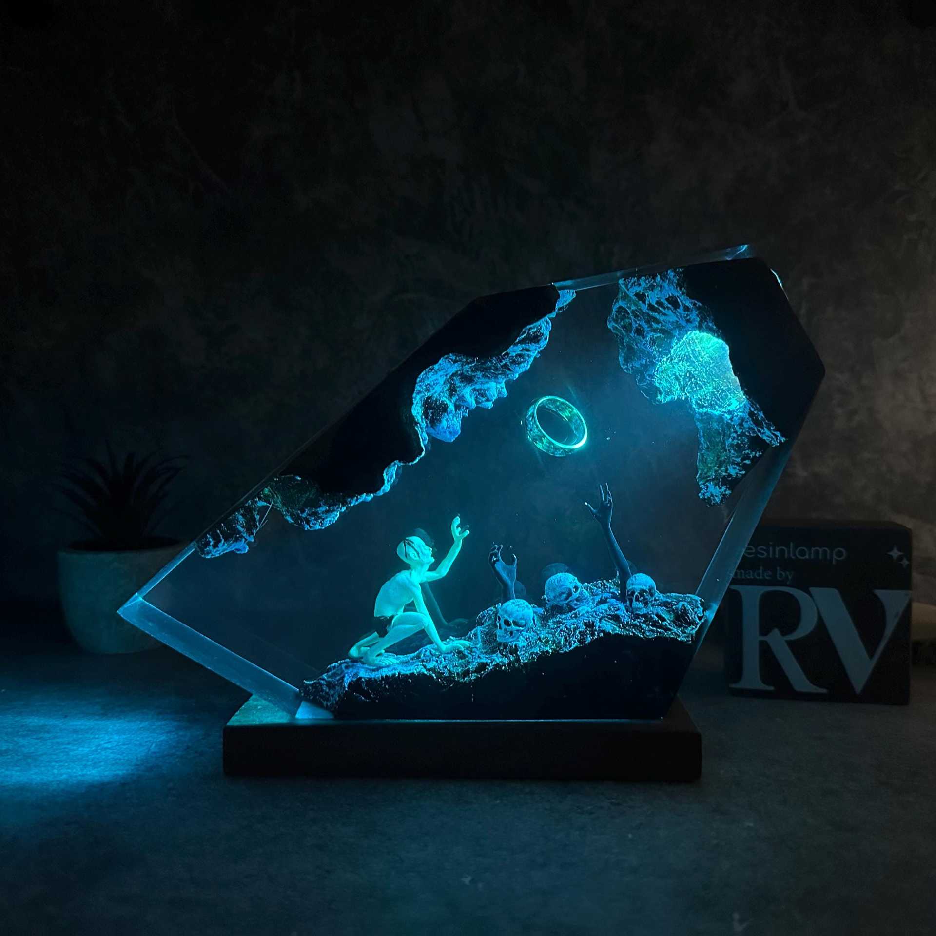 Gollum Power Ring Resin Light  - Lighting World Decor 리뷰 및 가격